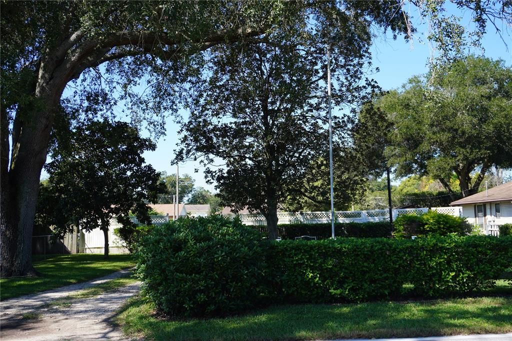 合同活跃: $59,000 (0.33 acres)