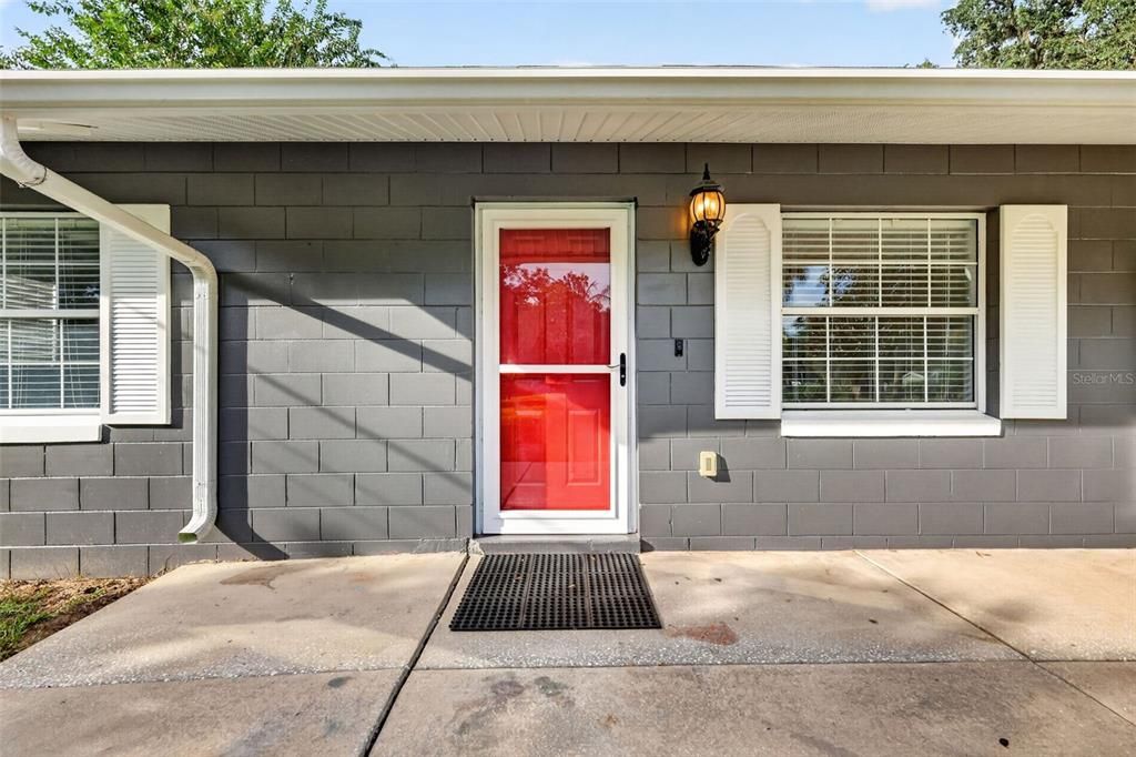For Sale: $439,000 (3 beds, 2 baths, 1808 Square Feet)