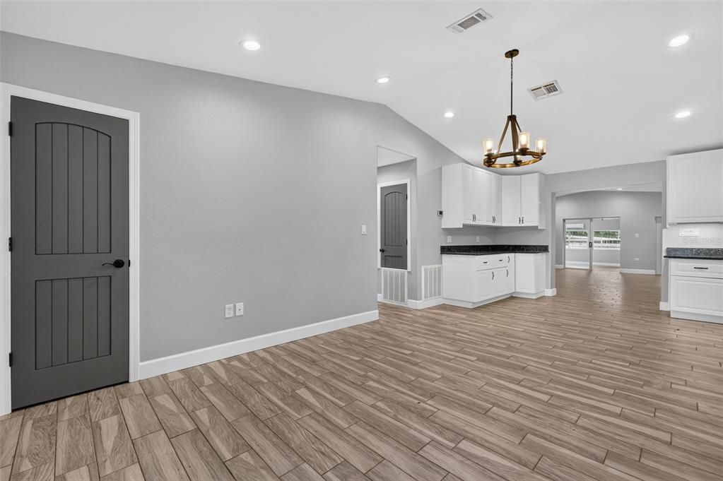 For Sale: $439,000 (3 beds, 2 baths, 1808 Square Feet)