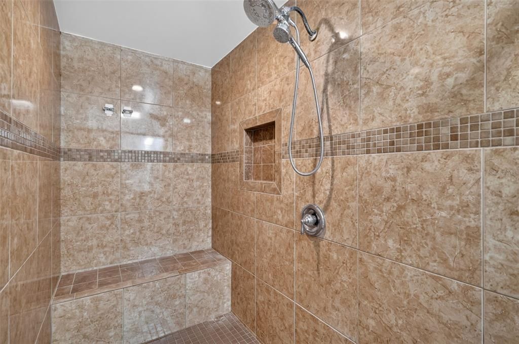 For Sale: $439,000 (3 beds, 2 baths, 1808 Square Feet)