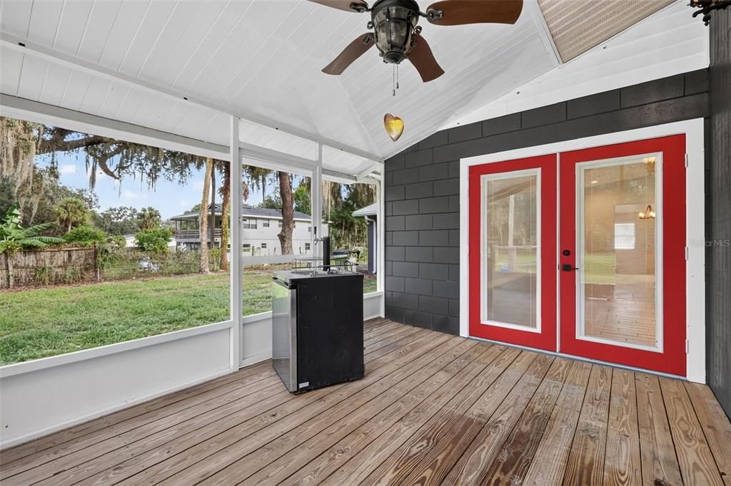 For Sale: $439,000 (3 beds, 2 baths, 1808 Square Feet)