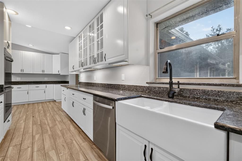 For Sale: $439,000 (3 beds, 2 baths, 1808 Square Feet)