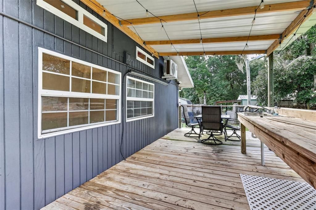 For Sale: $439,000 (3 beds, 2 baths, 1808 Square Feet)