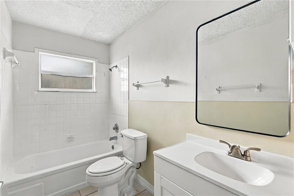 For Sale: $289,900 (4 beds, 0 baths, 1820 Square Feet)