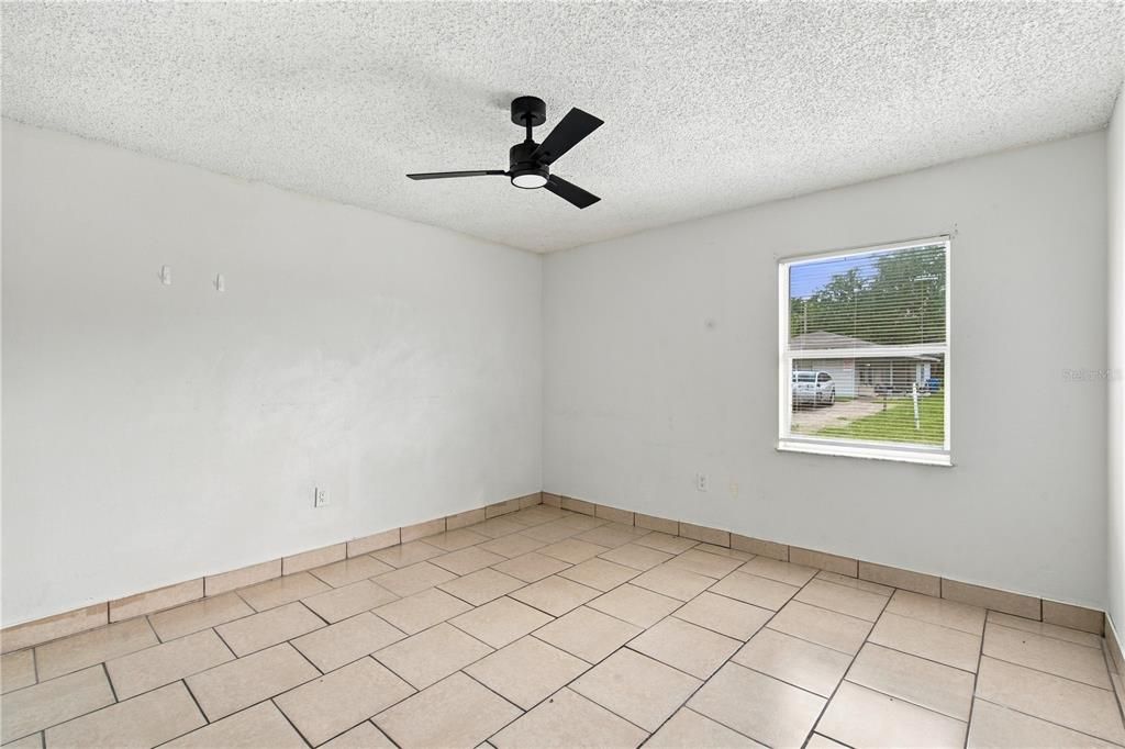 For Sale: $289,900 (4 beds, 0 baths, 1820 Square Feet)