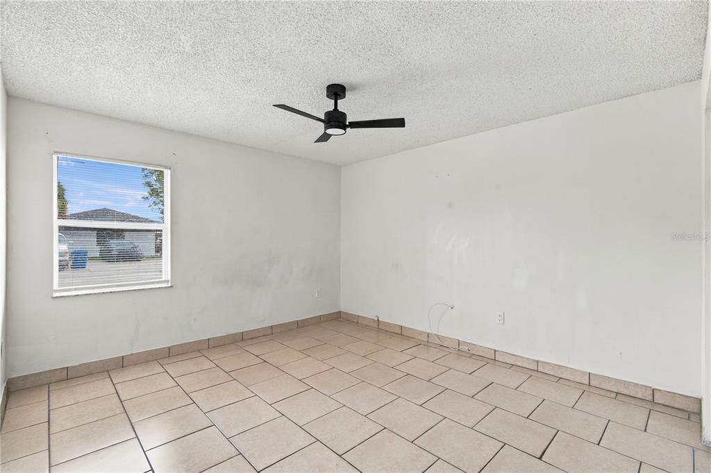 For Sale: $289,900 (4 beds, 0 baths, 1820 Square Feet)