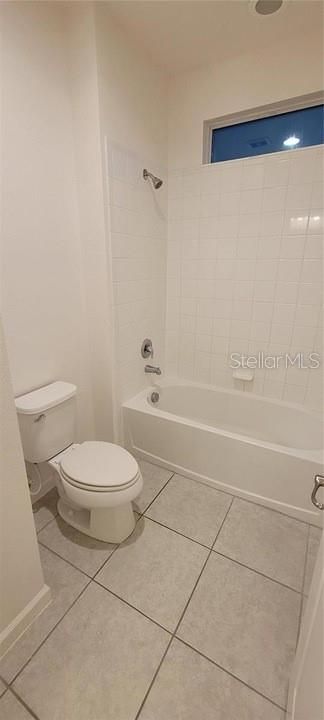 На продажу: $479,000 (6 спален, 3 ванн, 3279 Квадратных фут)