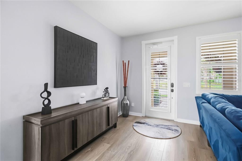 For Sale: $410,000 (3 beds, 2 baths, 1673 Square Feet)