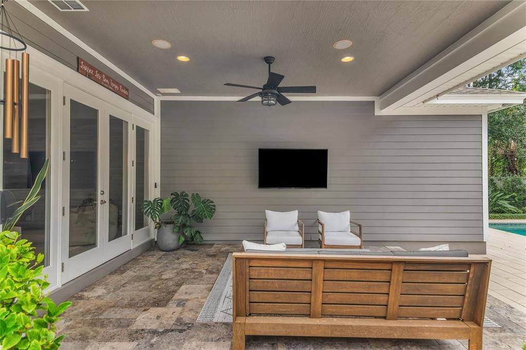 En Venta: $1,295,000 (5 camas, 4 baños, 2839 Pies cuadrados)