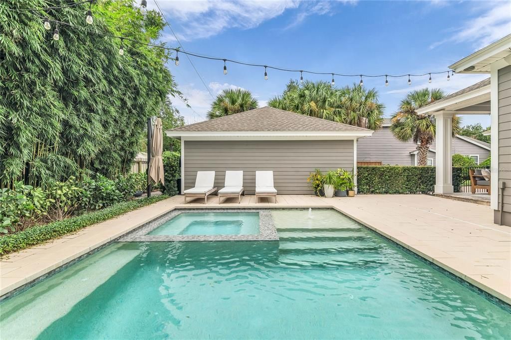 En Venta: $1,295,000 (5 camas, 4 baños, 2839 Pies cuadrados)