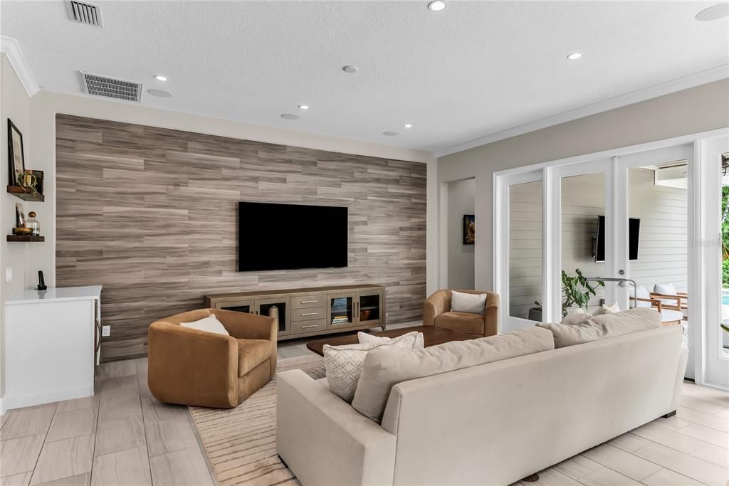 En Venta: $1,295,000 (5 camas, 4 baños, 2839 Pies cuadrados)