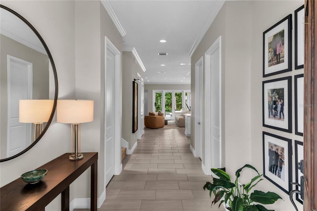 En Venta: $1,295,000 (5 camas, 4 baños, 2839 Pies cuadrados)