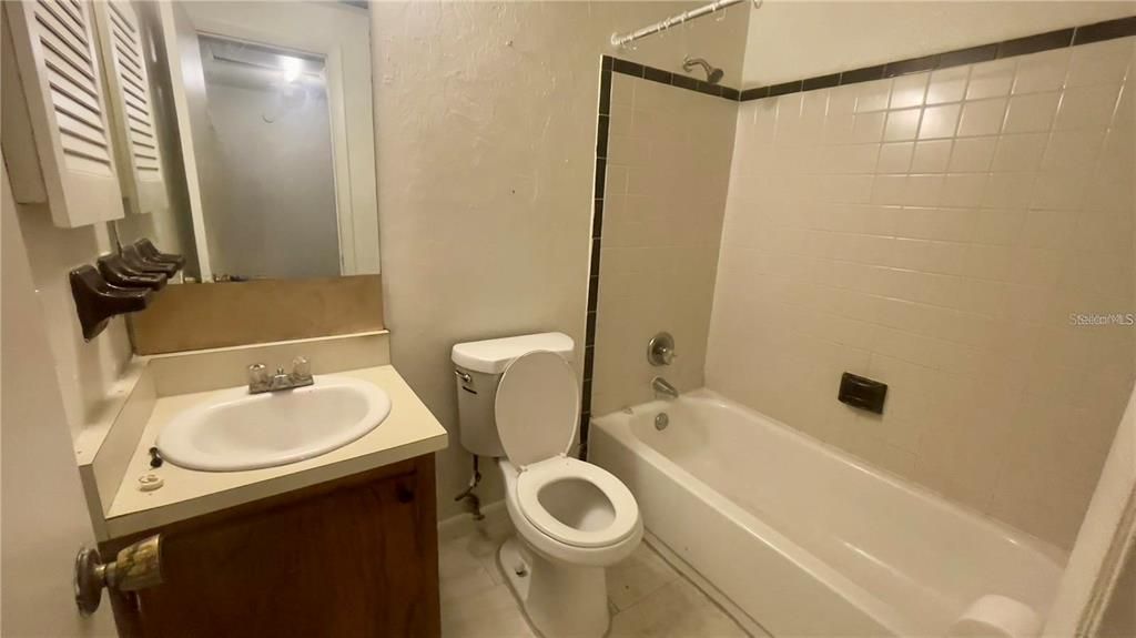 En Venta: $445,000 (8 camas, 0 baños, 3600 Pies cuadrados)