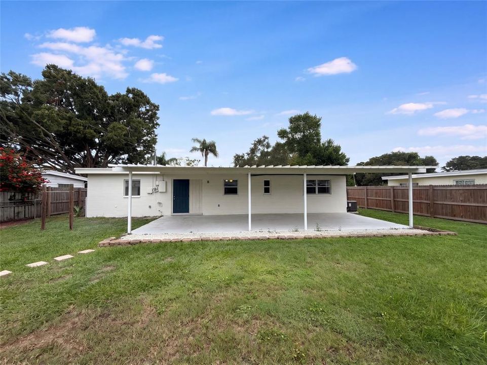 En Venta: $285,000 (3 camas, 1 baños, 975 Pies cuadrados)