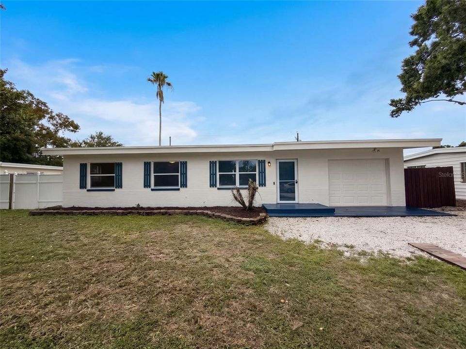 En Venta: $285,000 (3 camas, 1 baños, 975 Pies cuadrados)