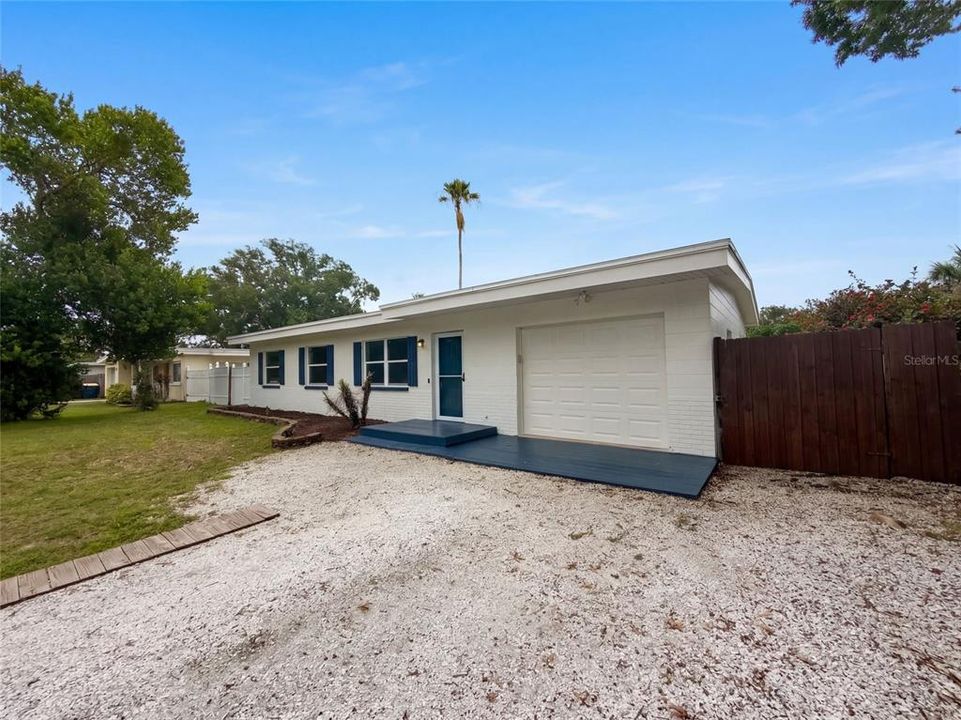 En Venta: $285,000 (3 camas, 1 baños, 975 Pies cuadrados)