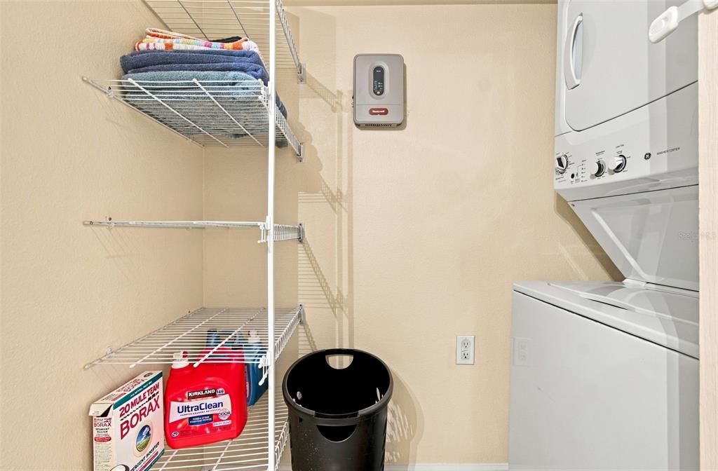 En Venta: $229,900 (2 camas, 2 baños, 1429 Pies cuadrados)