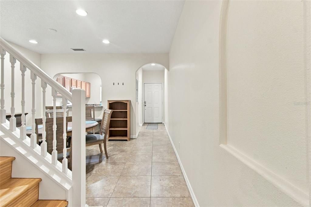 En Venta: $229,900 (2 camas, 2 baños, 1429 Pies cuadrados)
