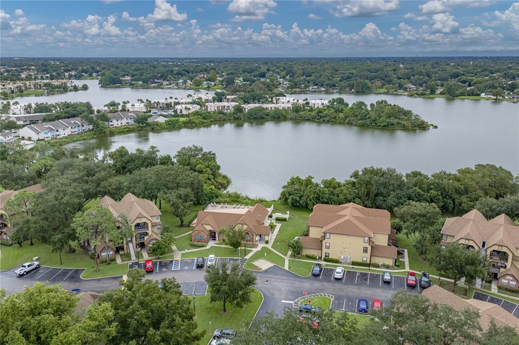 For Sale: $155,500 (2 beds, 2 baths, 893 Square Feet)