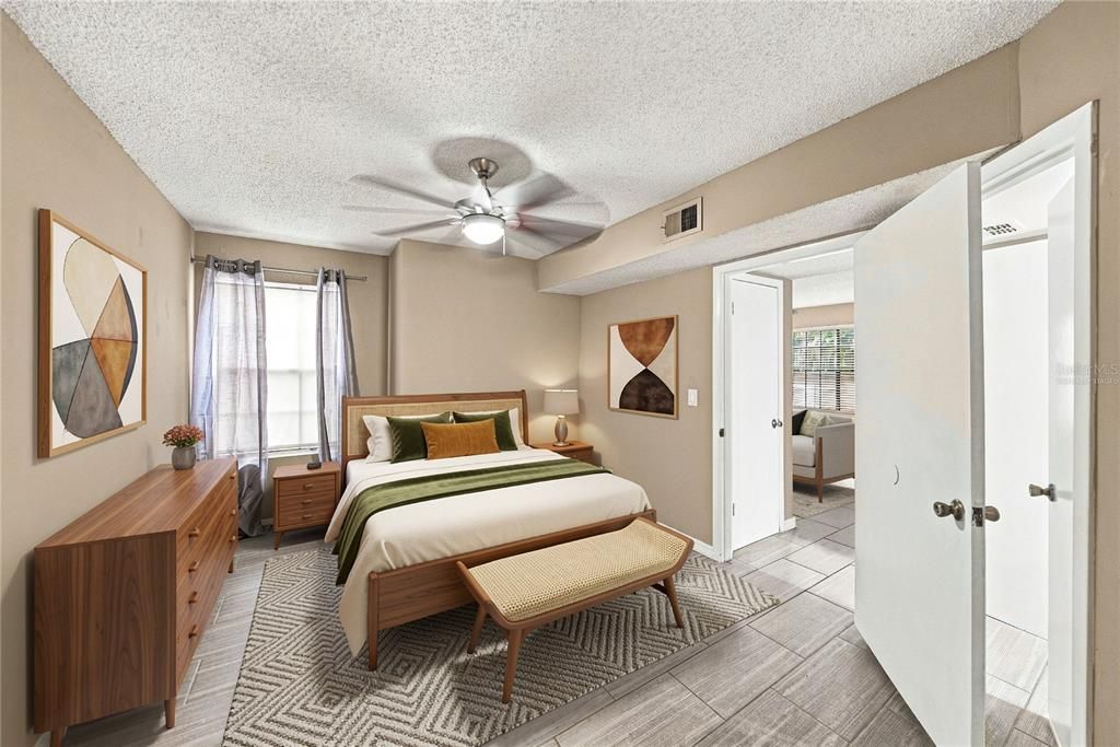 For Sale: $155,500 (2 beds, 2 baths, 893 Square Feet)