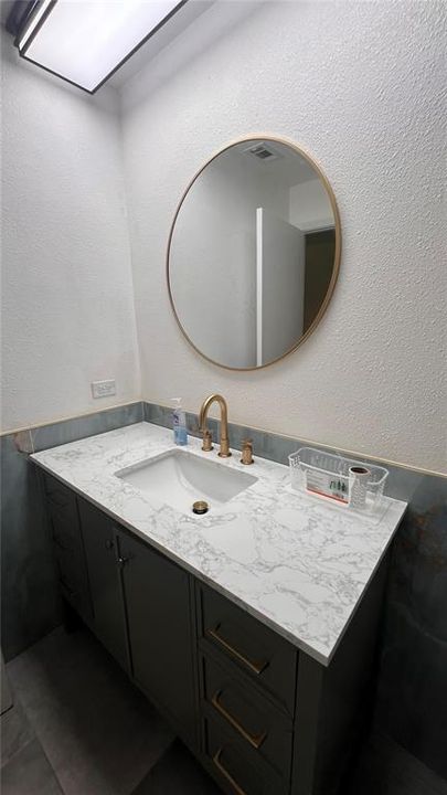 Active With Contract: $3,800 (3 beds, 2 baths, 1936 Square Feet)