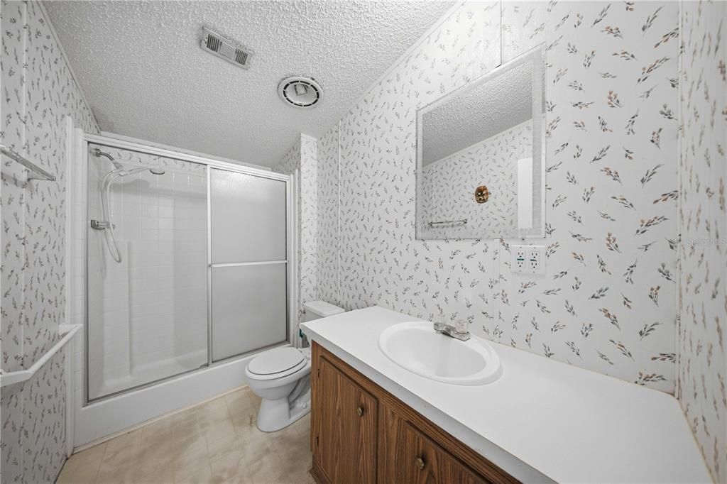 For Sale: $190,000 (3 beds, 2 baths, 1620 Square Feet)