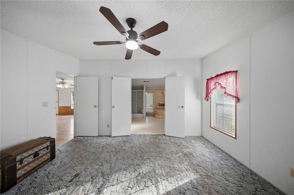 For Sale: $190,000 (3 beds, 2 baths, 1620 Square Feet)