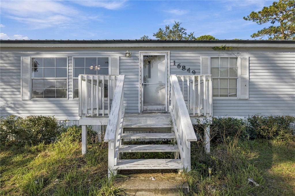 For Sale: $190,000 (3 beds, 2 baths, 1620 Square Feet)