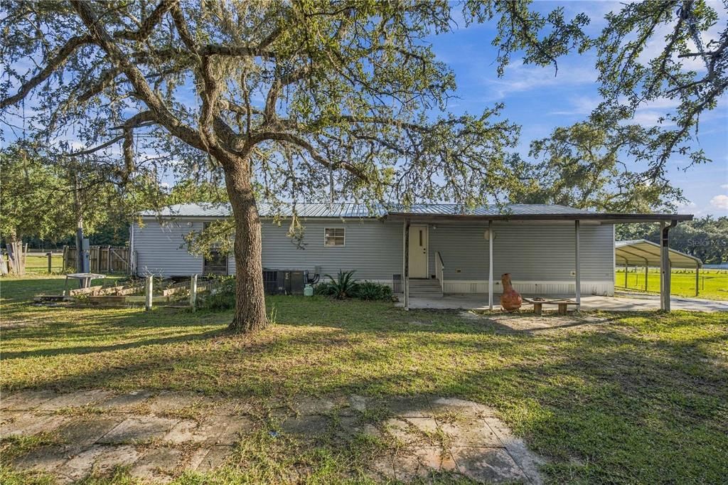 For Sale: $190,000 (3 beds, 2 baths, 1620 Square Feet)