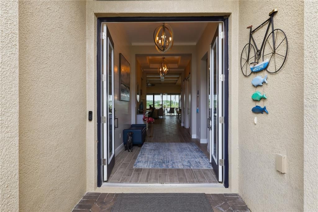 For Sale: $999,900 (5 beds, 4 baths, 3243 Square Feet)
