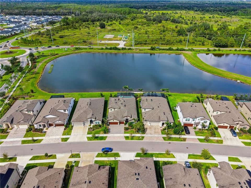 For Sale: $999,900 (5 beds, 4 baths, 3243 Square Feet)
