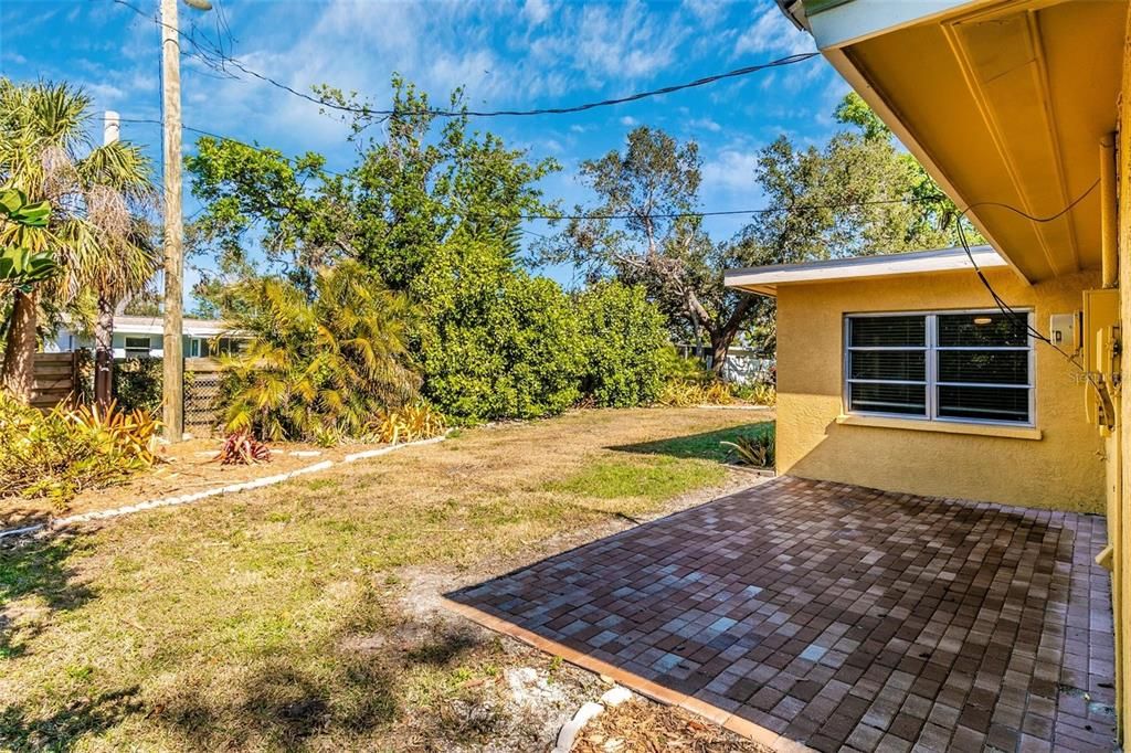 В аренду: $3,500 (3 спален, 2 ванн, 1688 Квадратных фут)