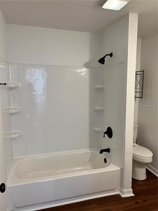 For Rent: $1,200 (1 beds, 1 baths, 603 Square Feet)