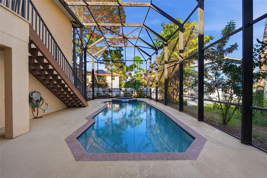 En Venta: $905,000 (5 camas, 3 baños, 2804 Pies cuadrados)