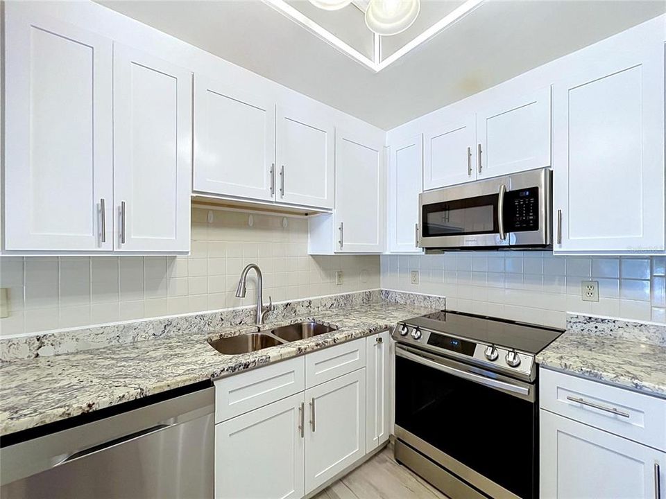 En Venta: $205,000 (2 camas, 2 baños, 1122 Pies cuadrados)