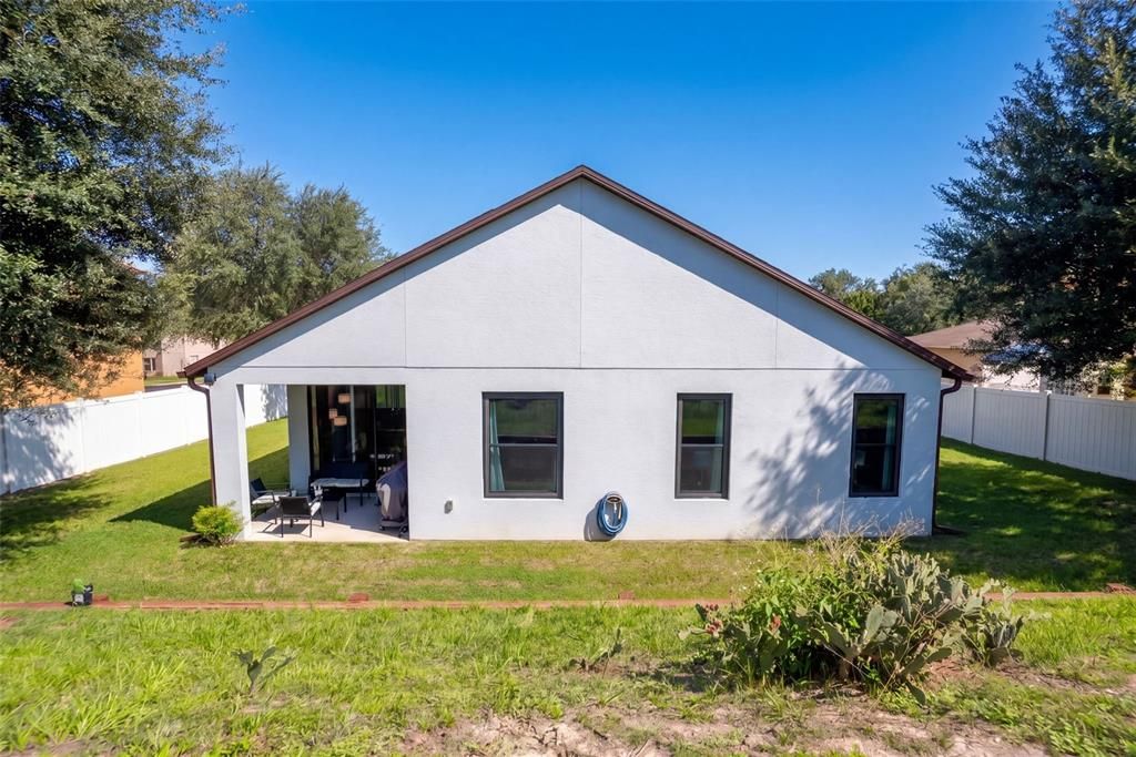 На продажу: $360,000 (4 спален, 2 ванн, 1857 Квадратных фут)