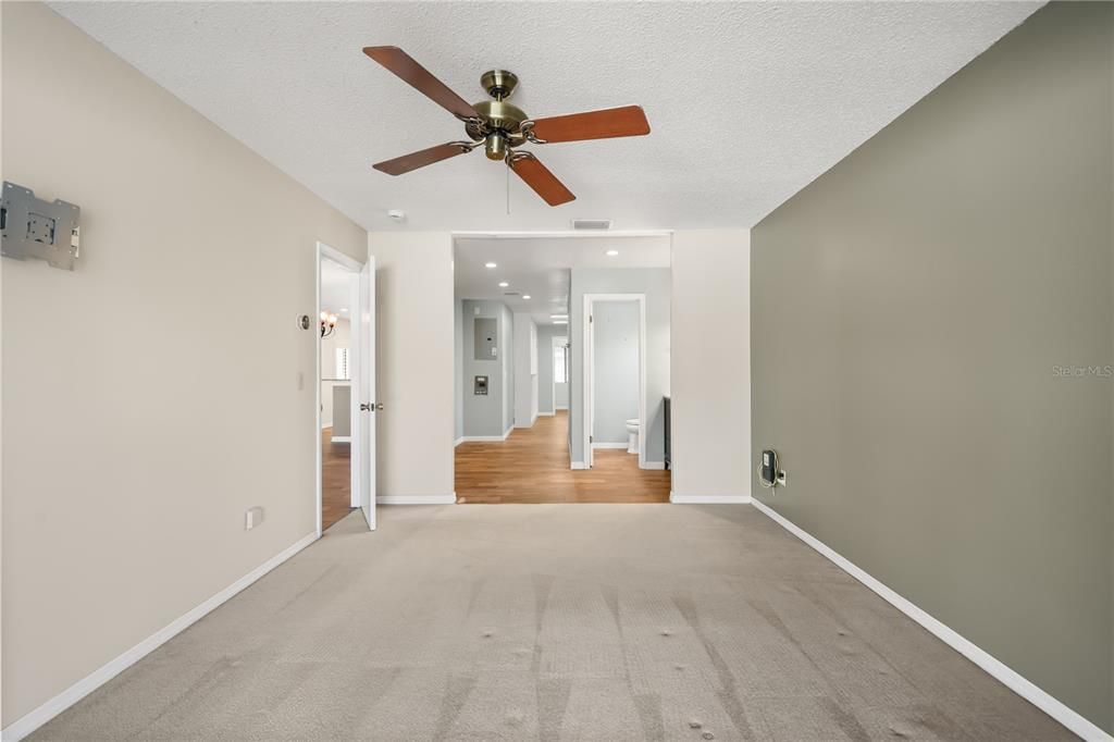 En Venta: $559,000 (3 camas, 2 baños, 2292 Pies cuadrados)