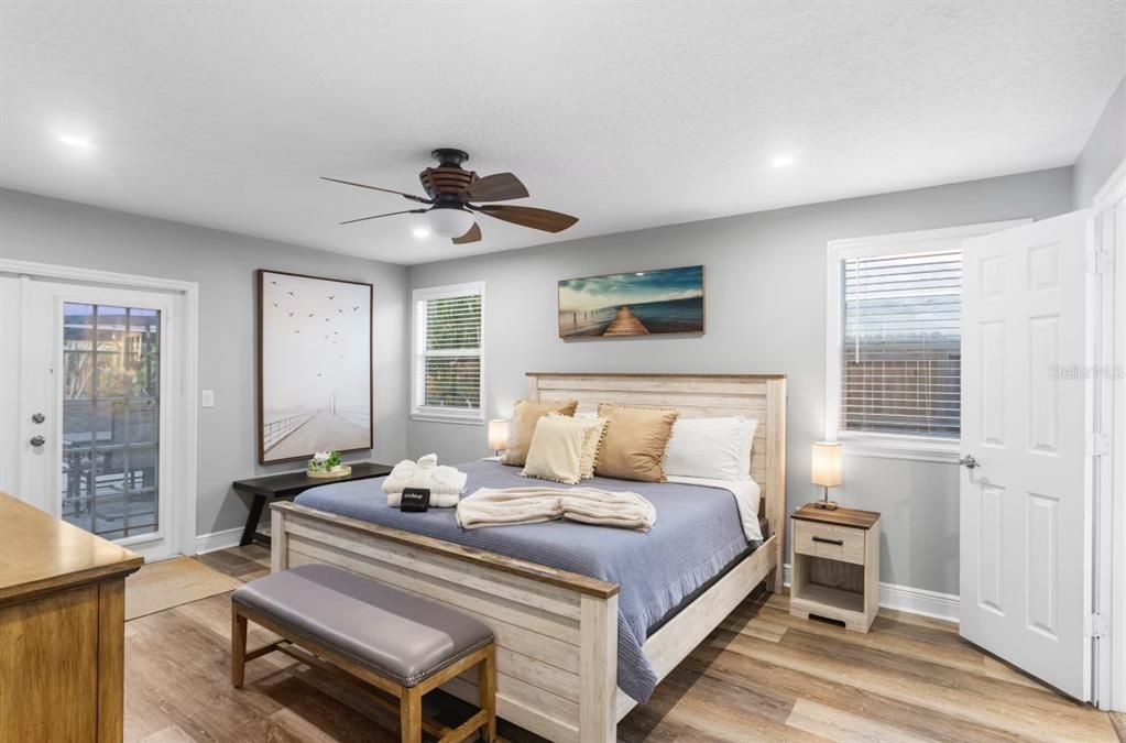 For Sale: $830,000 (4 beds, 2 baths, 2650 Square Feet)