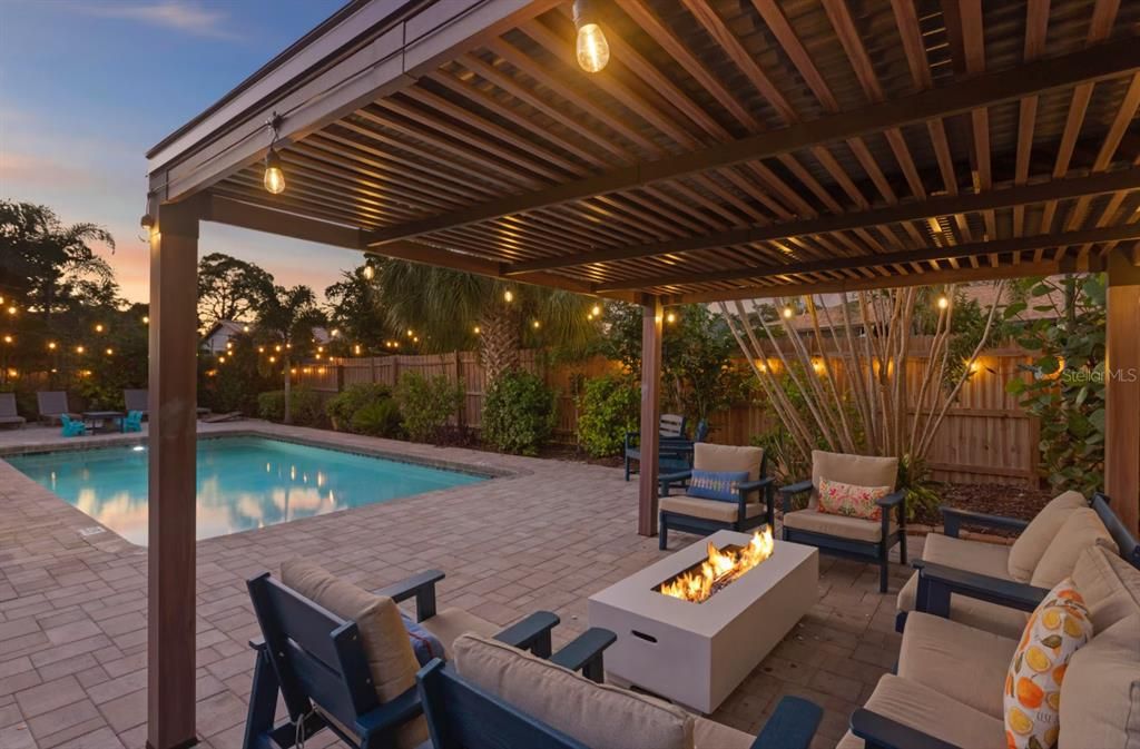 For Sale: $830,000 (4 beds, 2 baths, 2650 Square Feet)