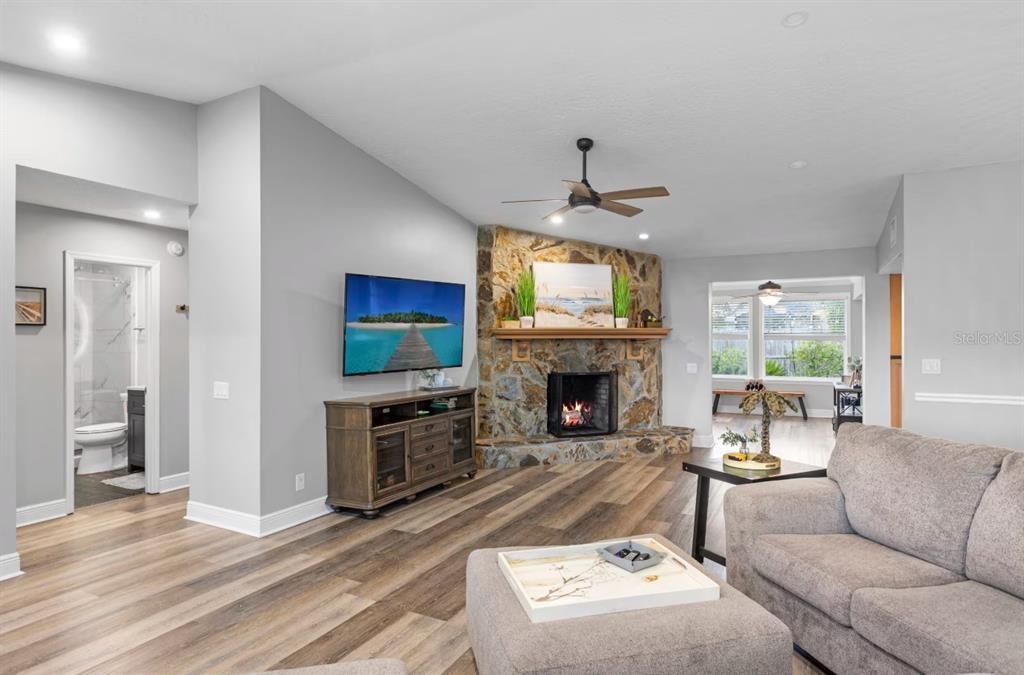 For Sale: $830,000 (4 beds, 2 baths, 2650 Square Feet)