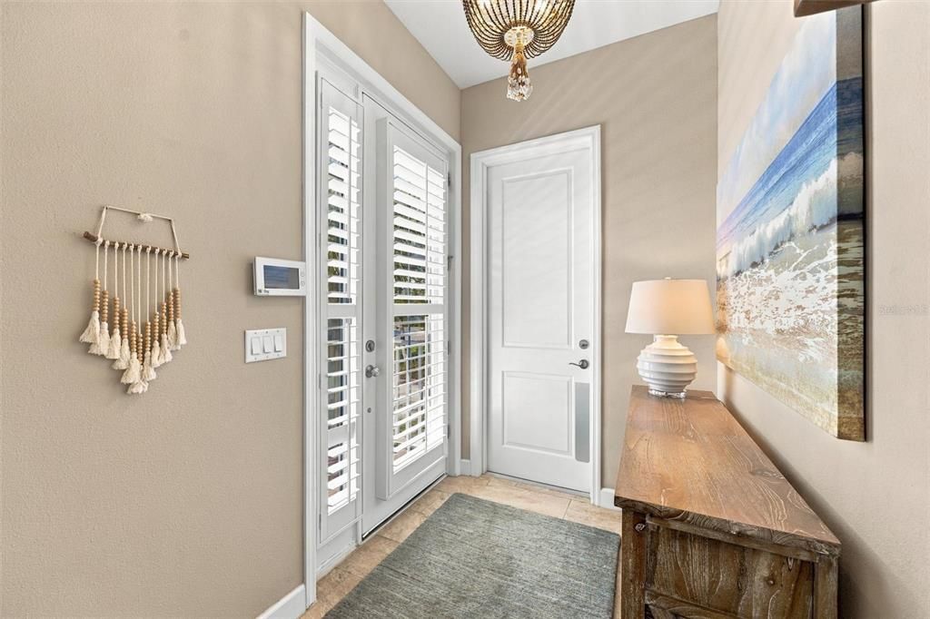 For Sale: $849,000 (2 beds, 2 baths, 1994 Square Feet)
