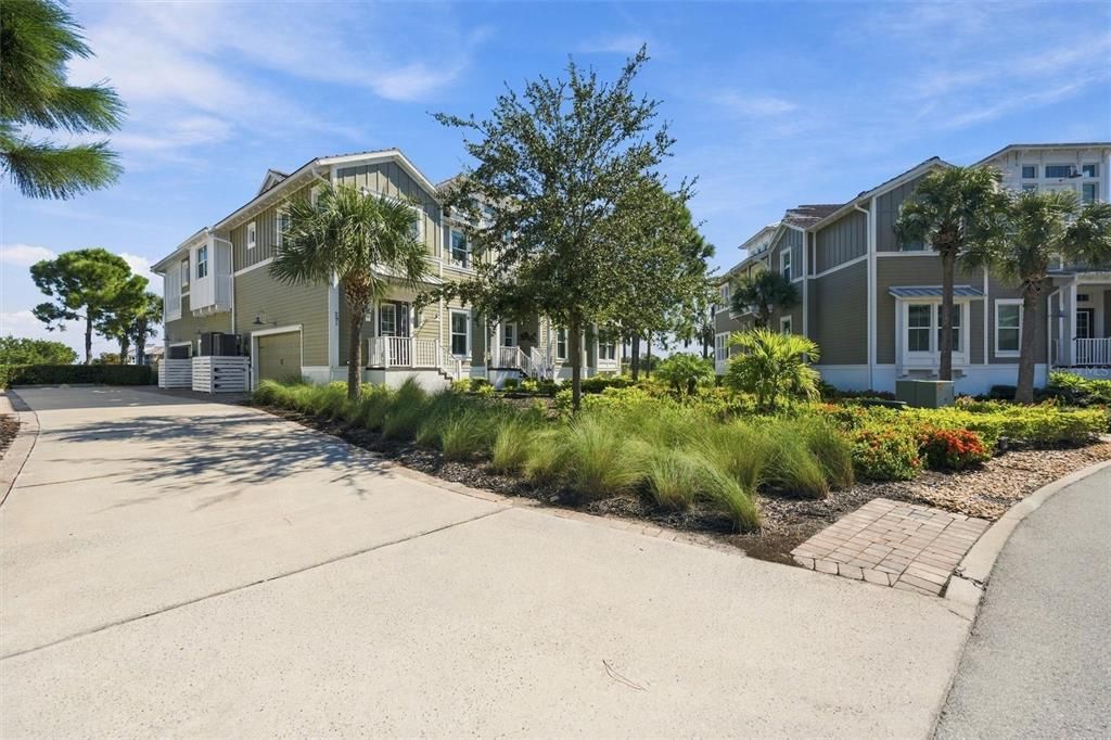For Sale: $849,000 (2 beds, 2 baths, 1994 Square Feet)