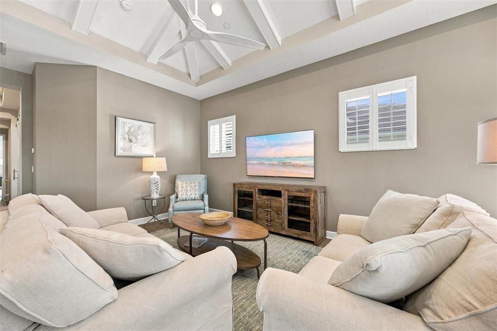 For Sale: $849,000 (2 beds, 2 baths, 1994 Square Feet)