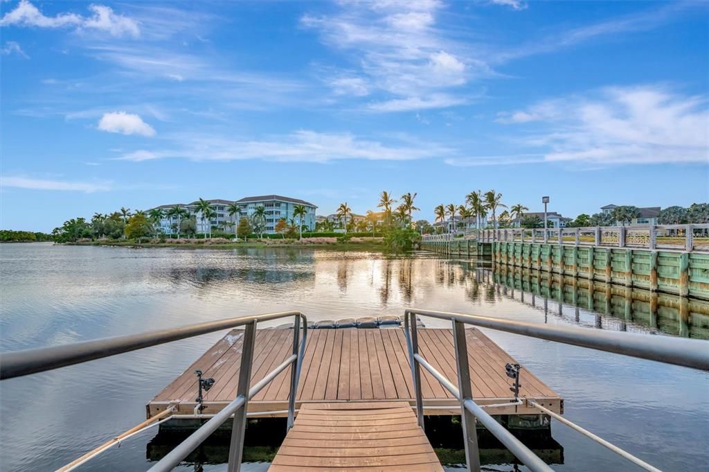 For Sale: $849,000 (2 beds, 2 baths, 1994 Square Feet)