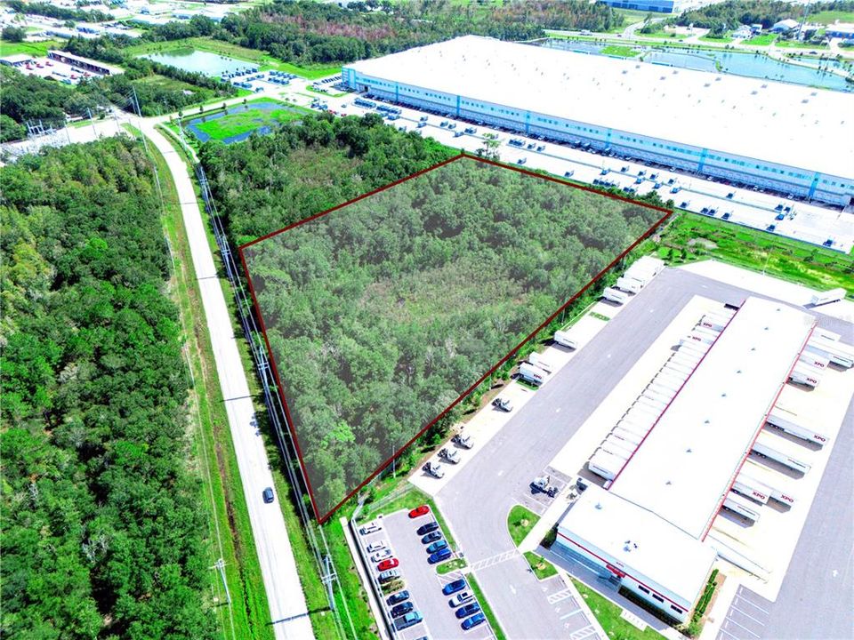 For Sale: $1,440,000 (5.94 acres)