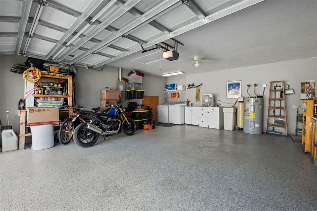 На продажу: $399,900 (3 спален, 2 ванн, 1699 Квадратных фут)