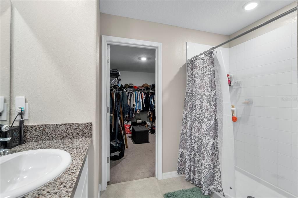 В аренду: $3,500 (4 спален, 2 ванн, 2635 Квадратных фут)