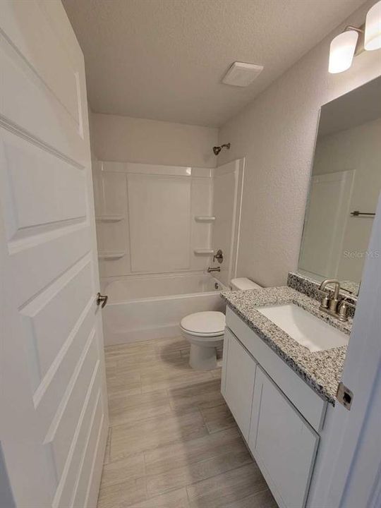 For Sale: $348,050 (4 beds, 3 baths, 2115 Square Feet)