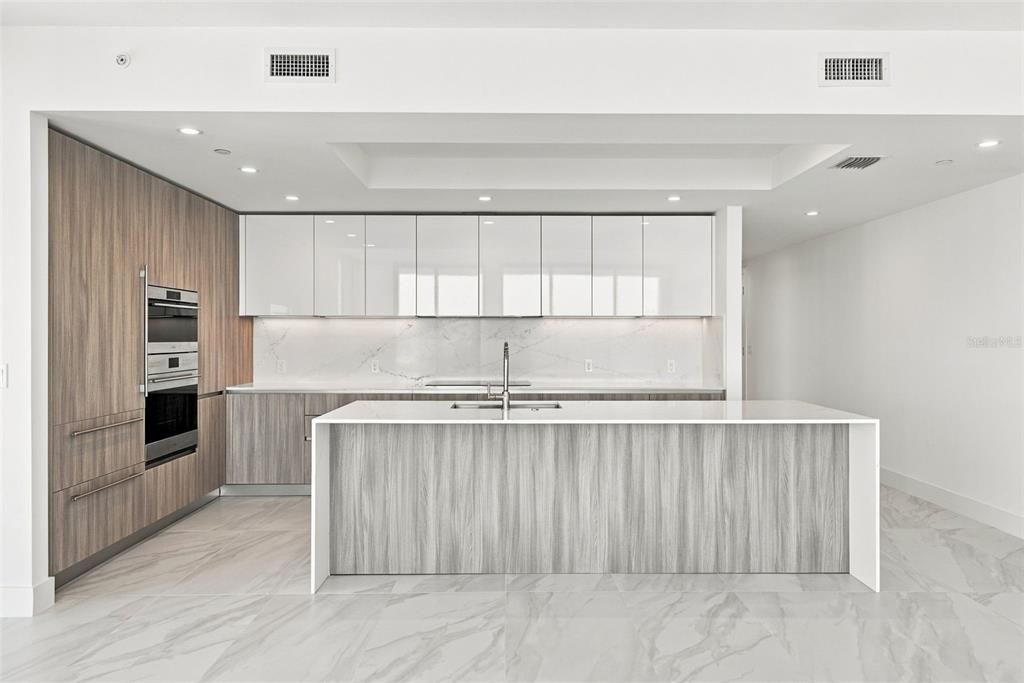 En Venta: $2,700,000 (4 camas, 4 baños, 2666 Pies cuadrados)