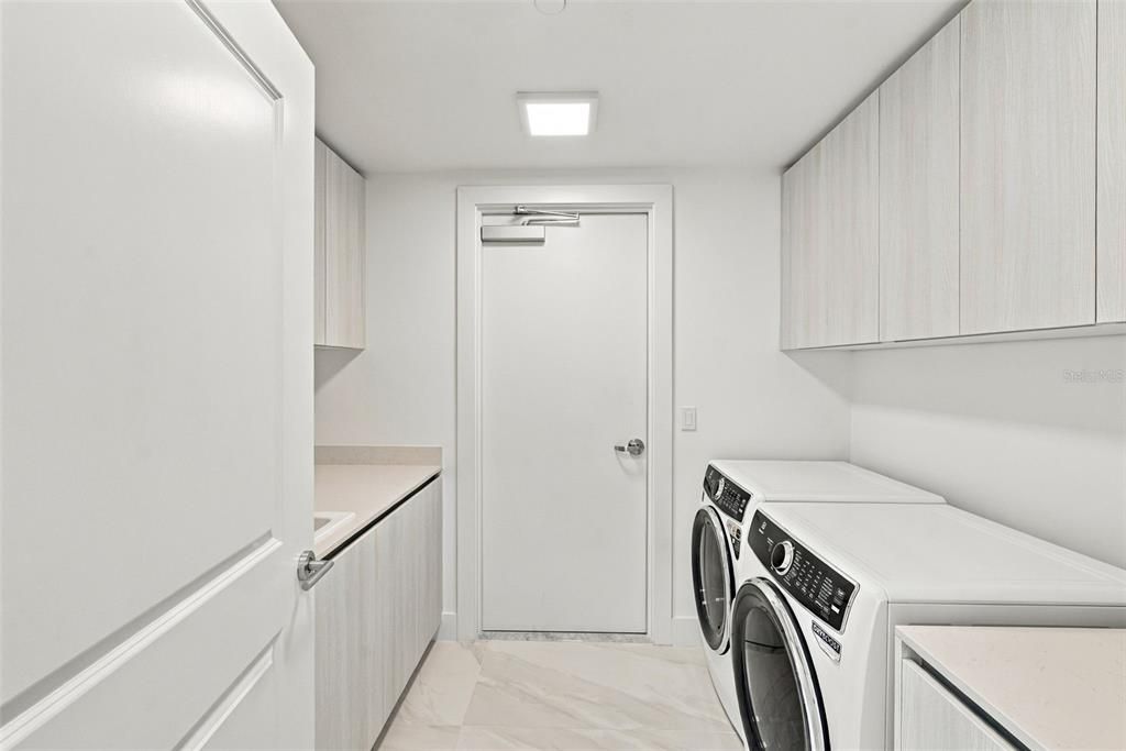 En Venta: $2,700,000 (4 camas, 4 baños, 2666 Pies cuadrados)